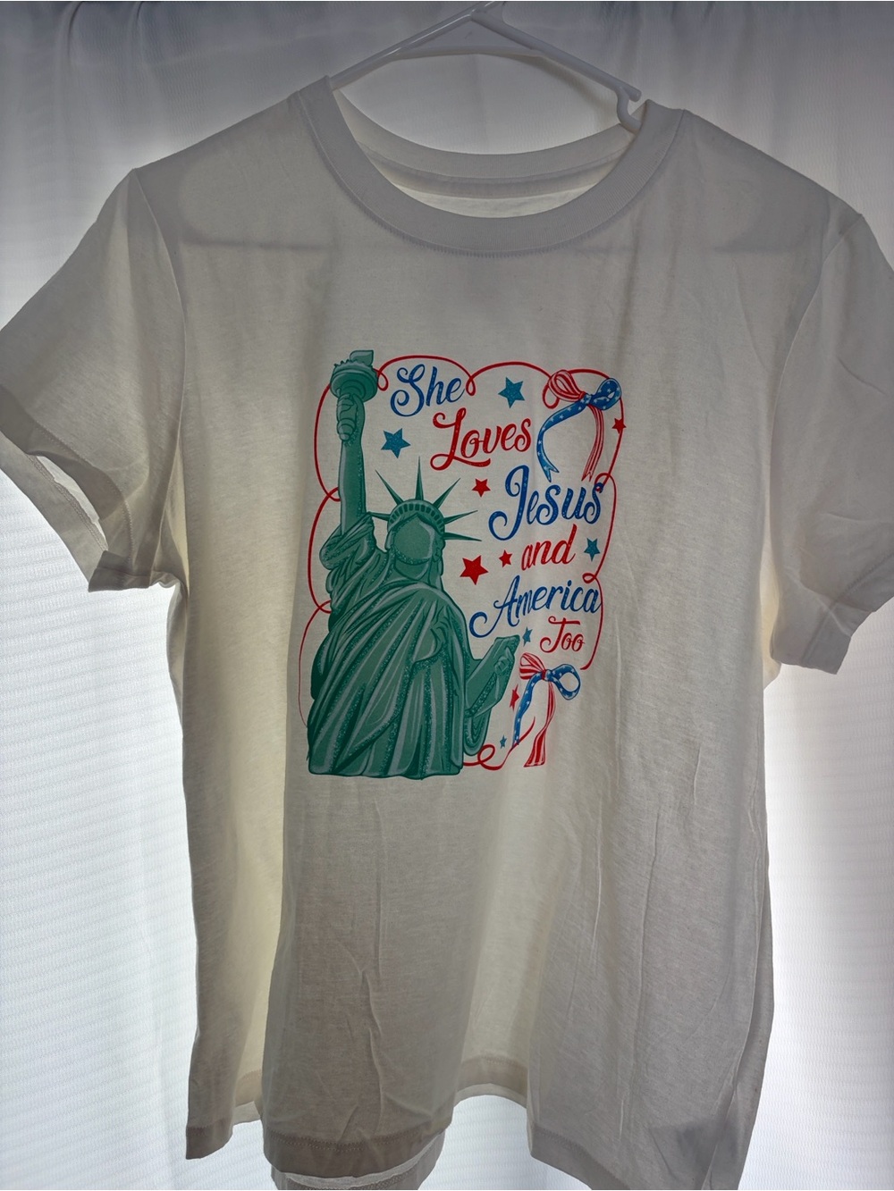 White  Graphic Tee - 'She Loves Jesus and America Too' XL NWOT